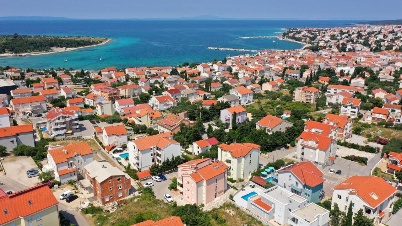 Apartmani "Villa Barbara" Novalja Extérieur photo